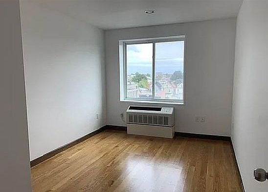 2nd image of 33-41 Junction Blvd #2