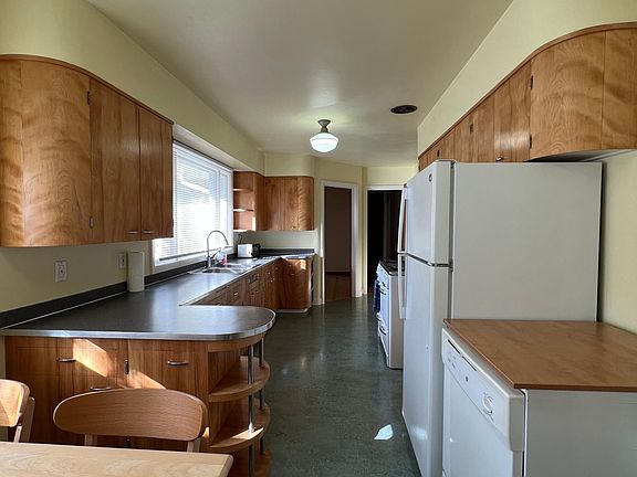 Kitchen 3