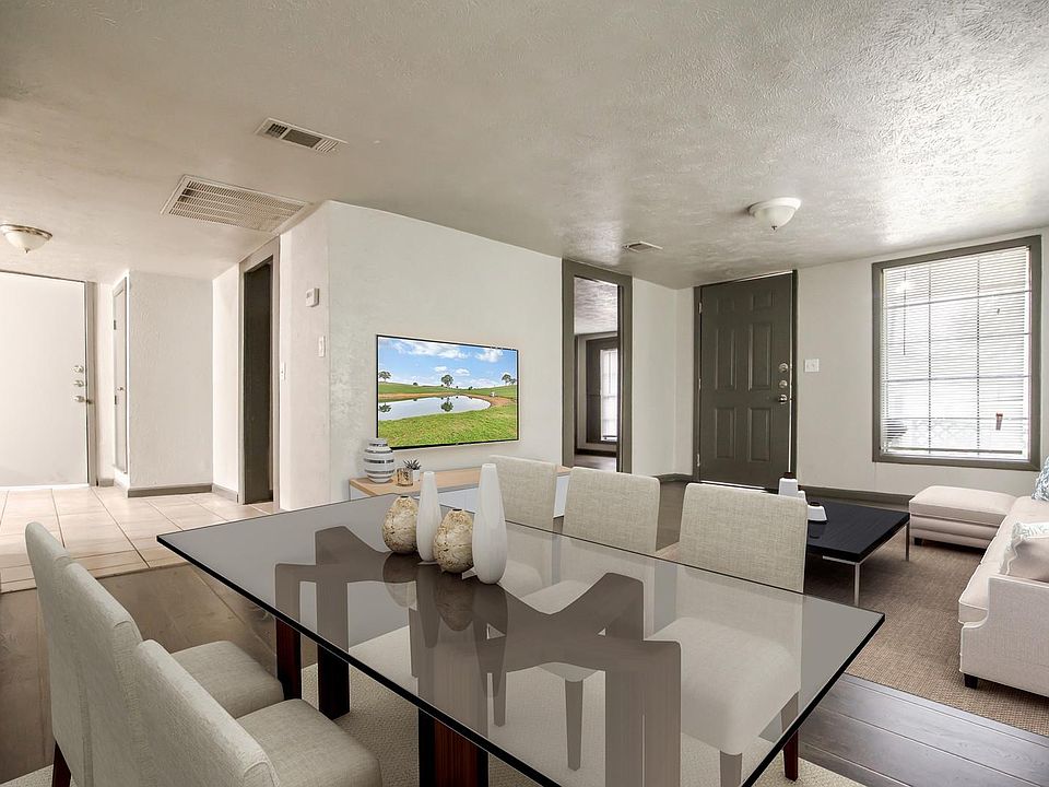 1st image of 305 S 2nd Ave #1