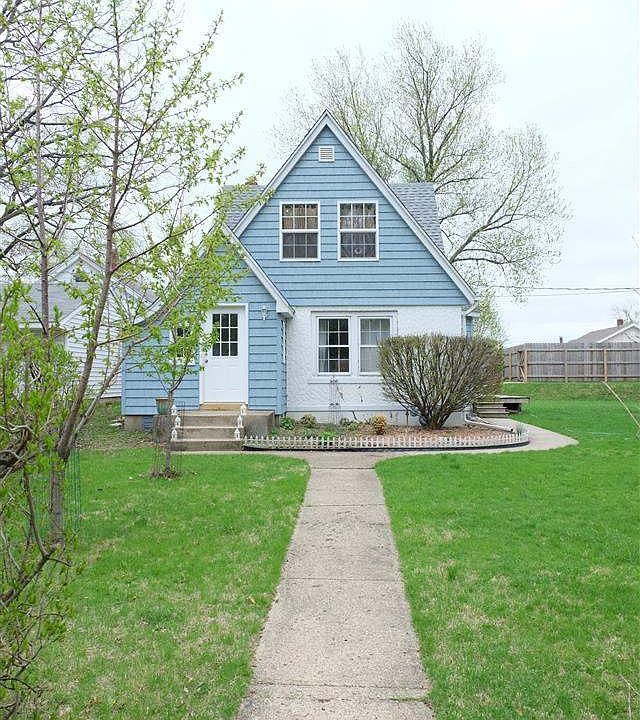 2nd image of 1426 W Samuel Ave