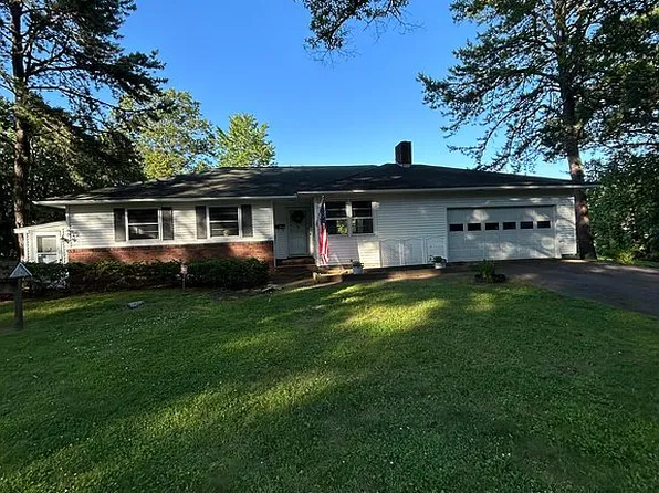 34 Mills Ave, South Burlington, VT 05403