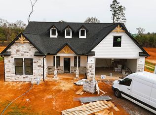 259 Ridge Rd, Wellford, SC 29385