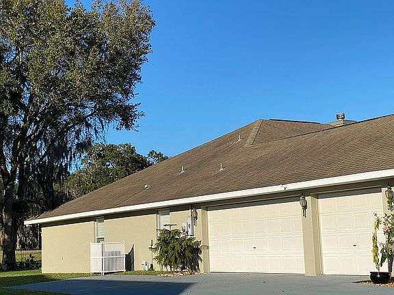 3-car garage