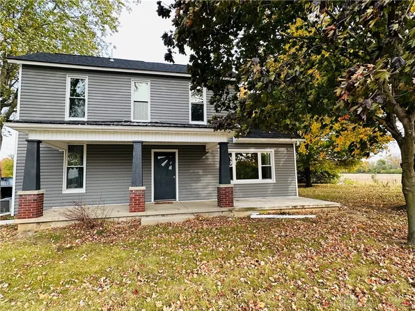 8628 W National Rd, New Carlisle, OH 45344