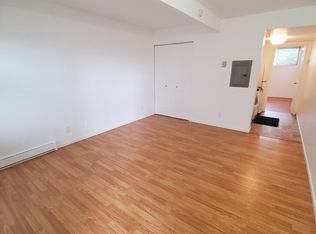 4708 22nd Ave NE APT 15, Seattle, WA 98105