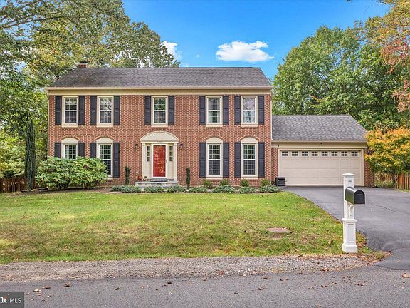 2nd image of 11556 Southington Ln