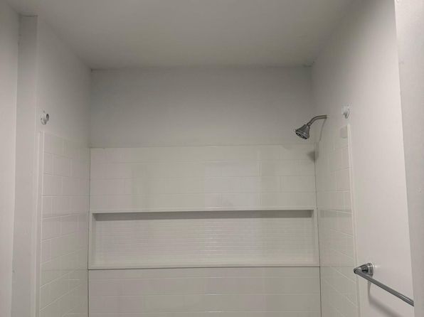 8854 Smithfield Apts Ln APT 4