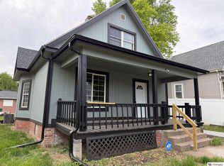 914 S 26th St, Omaha, NE 68105