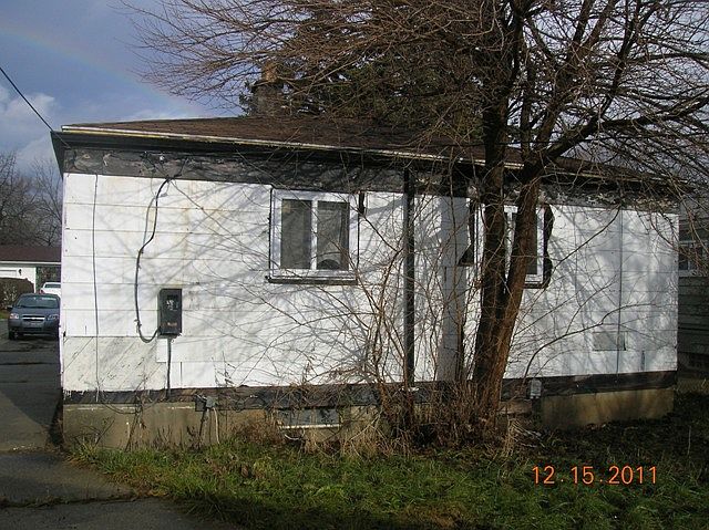 2nd image of 29045 Hazelwood St