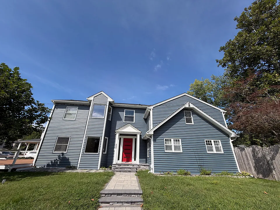 550 Meadowbrook Ave