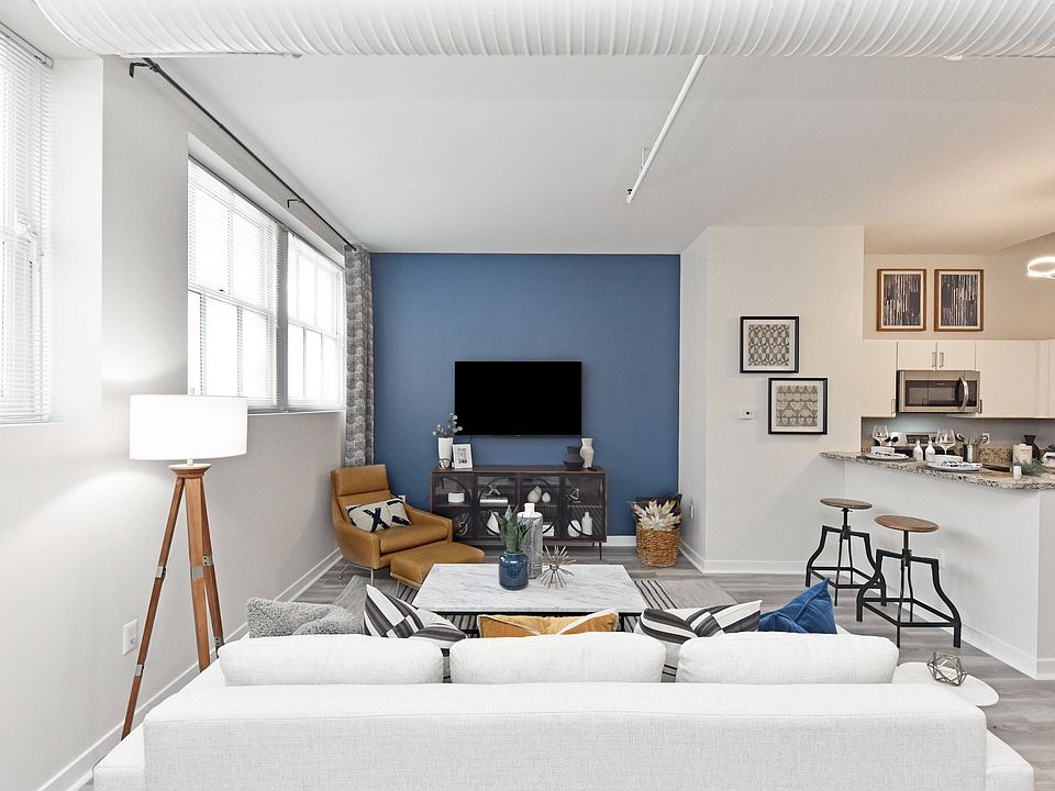 Model Open Concept Living