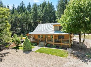 487 Wagon Trail Dr, Jacksonville, OR 97530