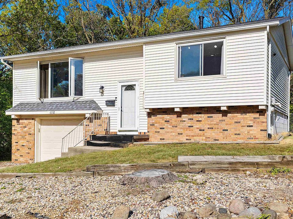 1st image of 6332 N Devonshire Dr