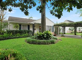 1707 Hewitt Dr, Houston, TX 77018