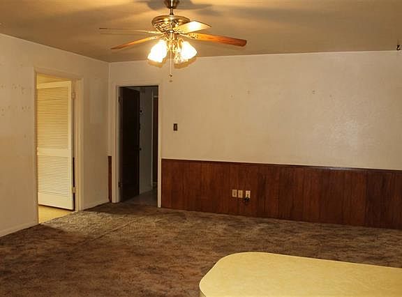 3rd image of 619 Milligan Dr