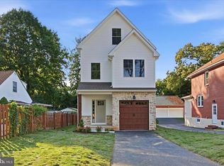 212 Chestnut St, Newtown Square, PA 19073