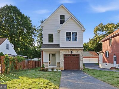 212 Chestnut St, Newtown Square, PA, 19073
