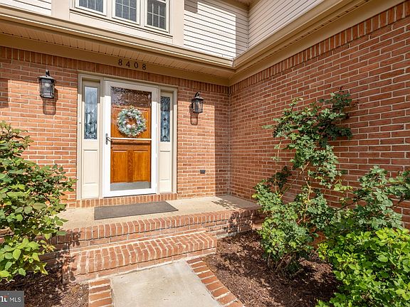 3rd image of 8408 Copperleaf Ct
