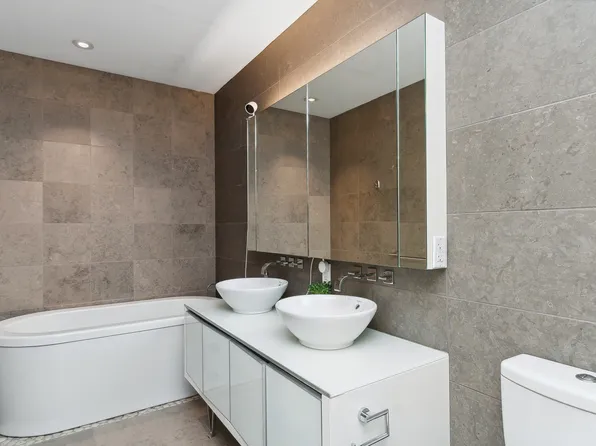 247 West 46th Street image 5 of 16