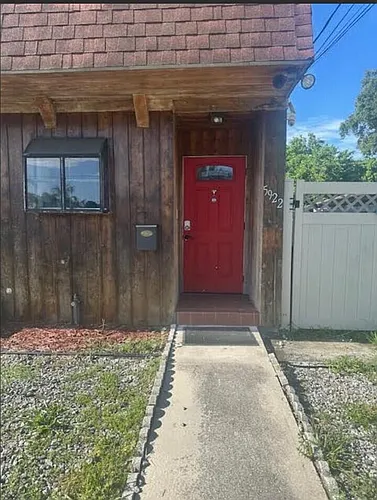 5922 Thomas St Photo 1
