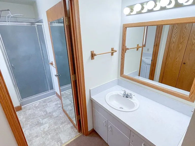 5441 Basin View Dr — Photo 24