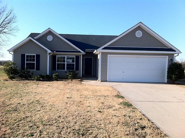 2nd image of 304 Clearbrooke Way