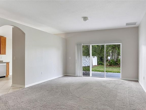 5th image of 34917 Meadow Reach Dr