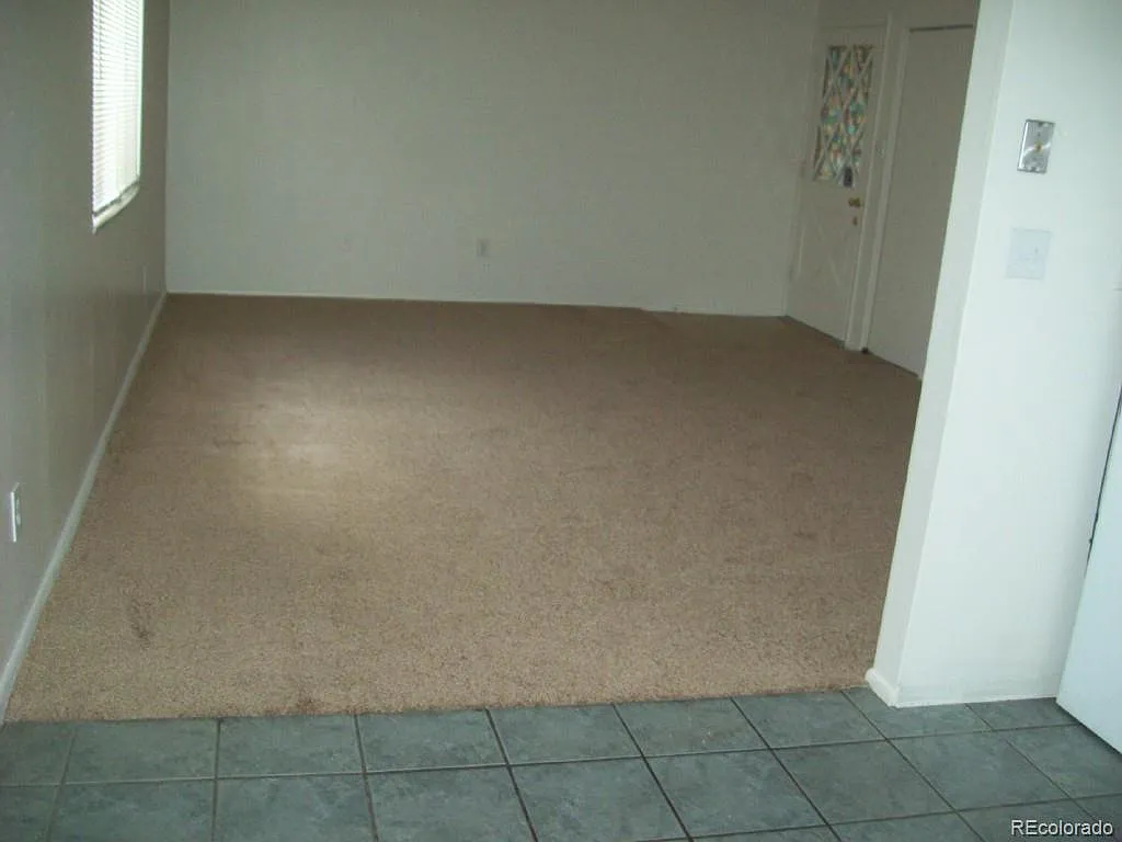 3 bed, 2.0 bath, 1124 sqft, $1,795 — Photo 4