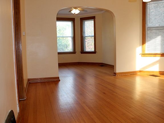 5th image of 3754 N Bell Ave #2