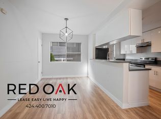 121 1/2 N Hamilton Dr #104, Beverly Hills, CA 90211