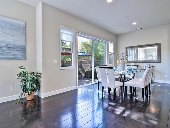 5th image of 18810 Brookside Cir