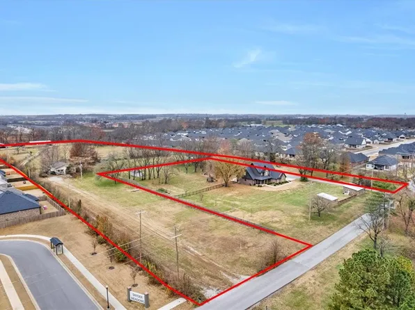 3810 & 3720 N Rainbow Farm Rd #3, Bentonville, AR 72713