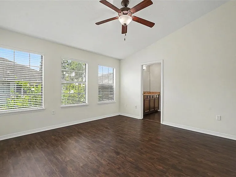 5520 Kinglethill Dr — Photo 9