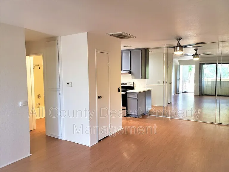 2810 N Arcadia Ct #A-205 — Photo 4