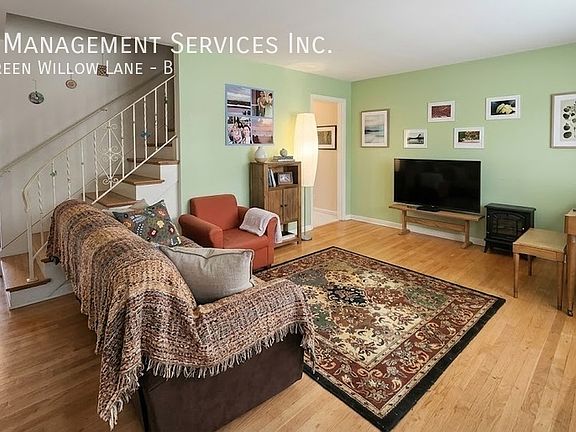 2nd image of 1340 Willow Ave #B