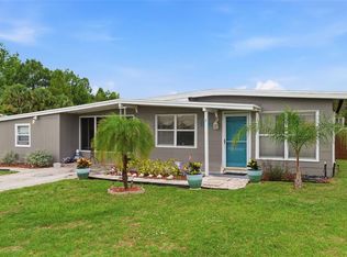 100 Avery Ave, Crystal Beach, FL 34681