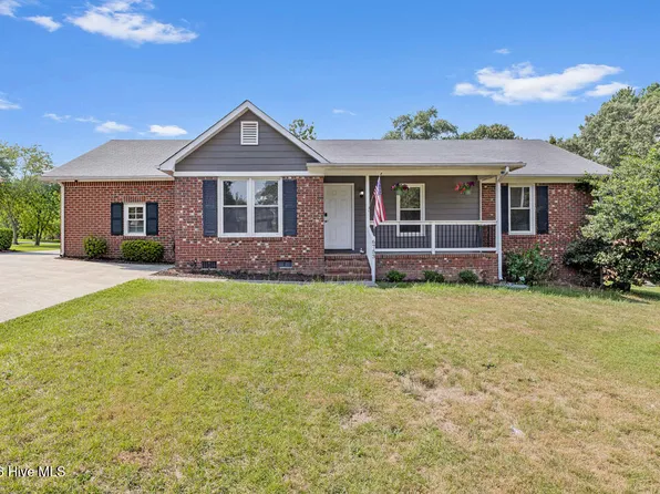 6753 Arnish Court, Fayetteville, NC 28306