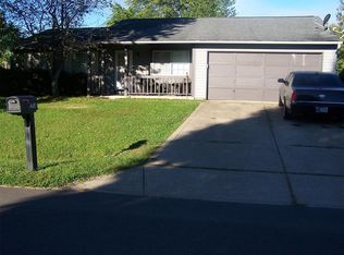 8324 N Saxon Ct, Columbus, IN 47201
