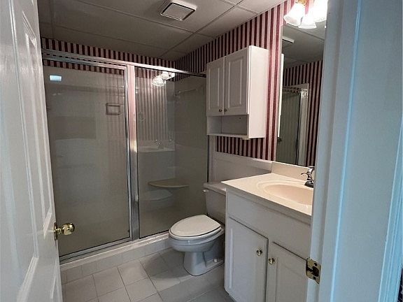 3rd image of 1380 Granite Drive