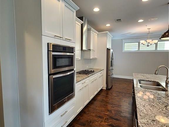 2nd image of 2665 Telfair Ln SE