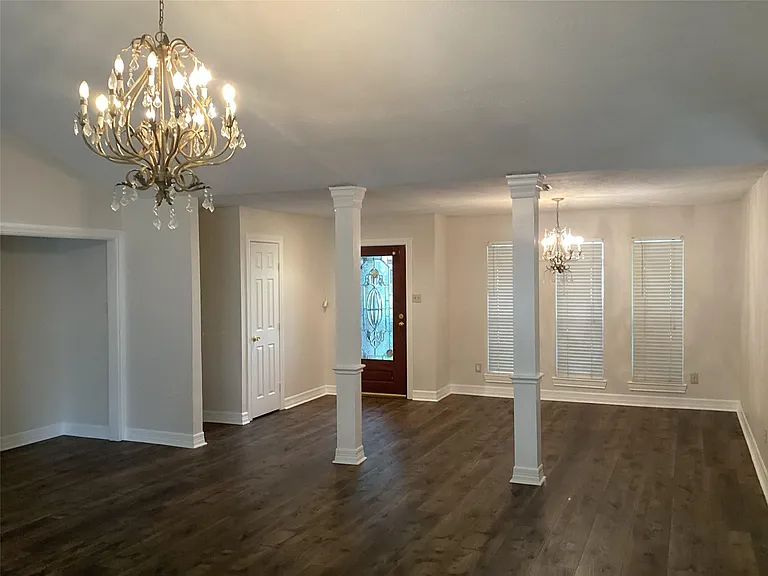 10218 Sagemark Dr — Photo 4