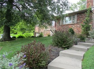 127 Valley Rd, Eighty Four, PA 15330