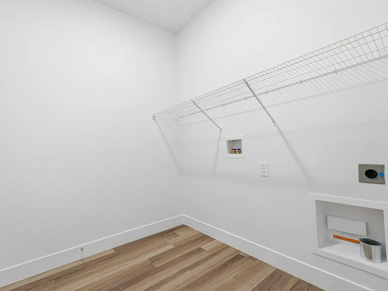 882 N Coulsen Dr #J303 — Photo 12