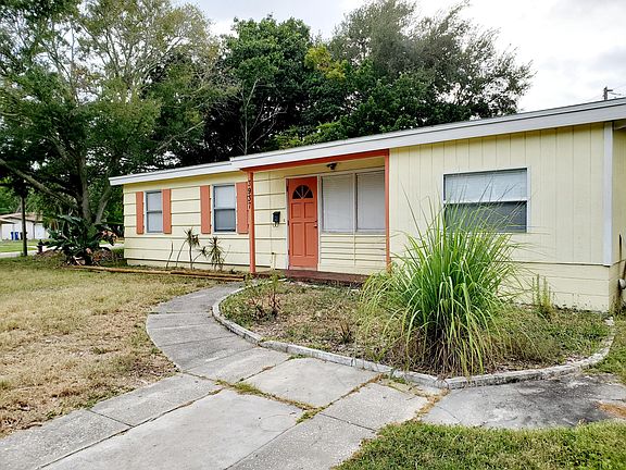 2nd image of 3937 Marlin Dr SE