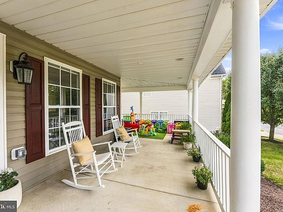 4th image of 1304 Aleika Ct