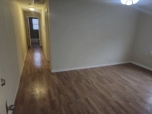 9901 Diamond Dr #4