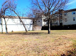 2501 Pease St, Houston, TX 77003