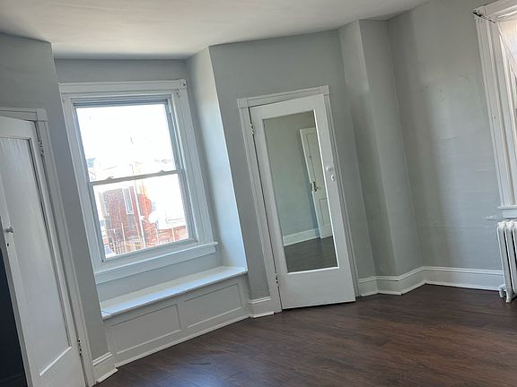 4th image of 4408 N 8th St Floor 2