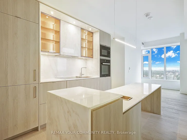 11 Yorkville Ave N #4402 — Photo 8