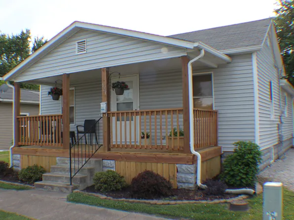 823 S Van Buren St, Litchfield, IL 62056